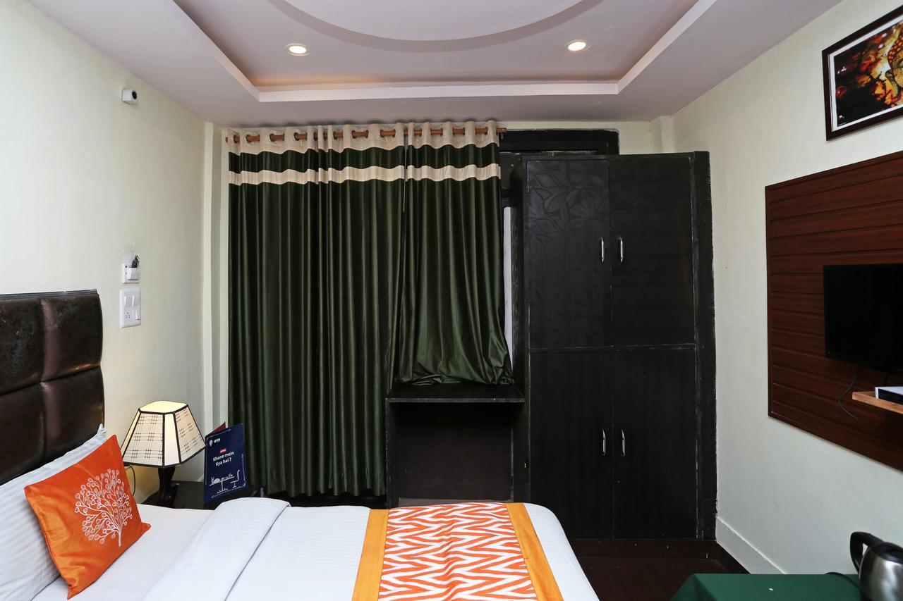 Hotel Madhuban Nainital Exteriör bild