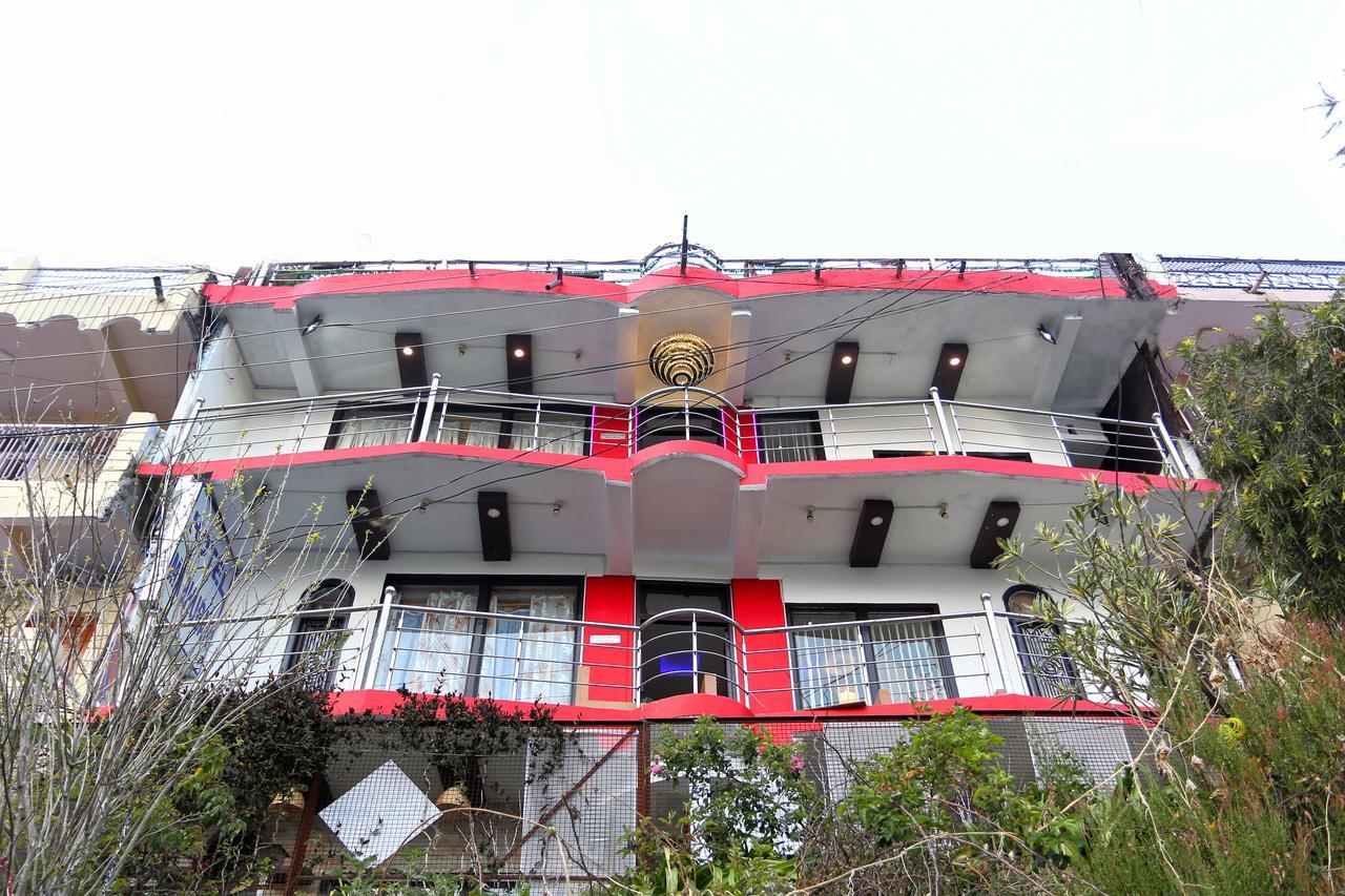 Hotel Madhuban Nainital Exteriör bild